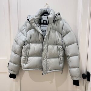 TNA Superpuff Shorty Jacket